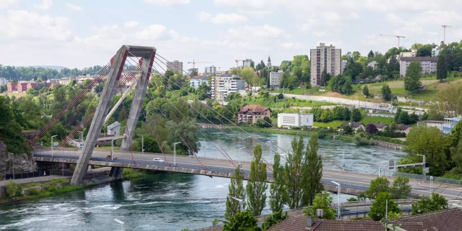 Die Rheinbrücke Schaffhausen Fluringen.