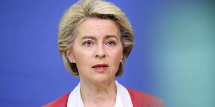 Ursula von der Leyen, Präsidentin der Europäischen Kommission. Nachdem sich der Rechtsausschuss im Europaparlament für eine Klage gegen die EU-Kommission ausgesprochen hat, sehen mehrere Abgeordnete von der Leyen am Zug. Foto: Zhang Cheng/XinHua/dpa