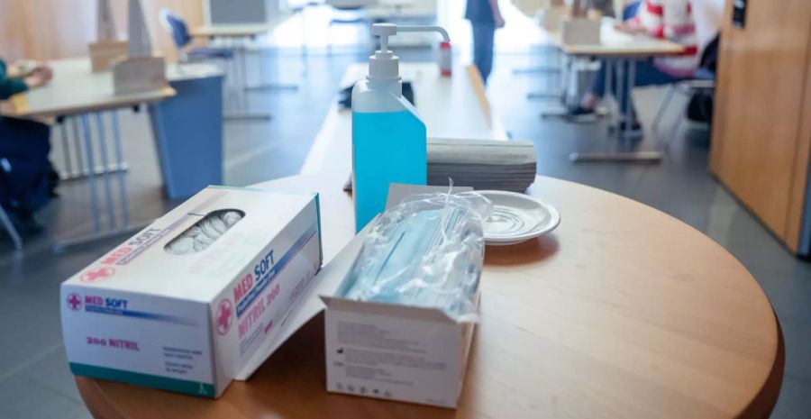 ...und die Beachtung der Schutzmassnahmen die besten Mittel beim Schutz gegen das Coronavirus.