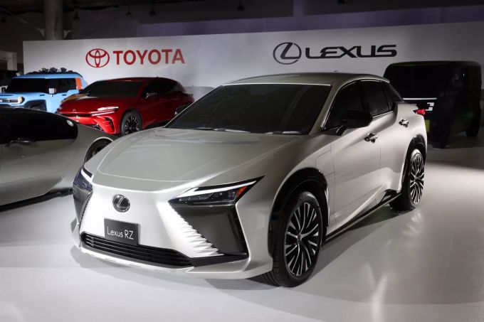 Auch der Edelableger Lexus wird rein elektrisch – sogar noch vor den Kernmarke. Toyota Elektro-Strategie