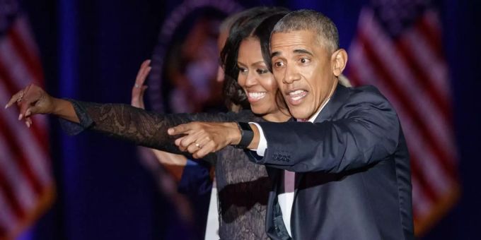 Michelle und Barack Obama werden noch immer bewundert. Michelle und Barack Obama werden noch immer bewundert.