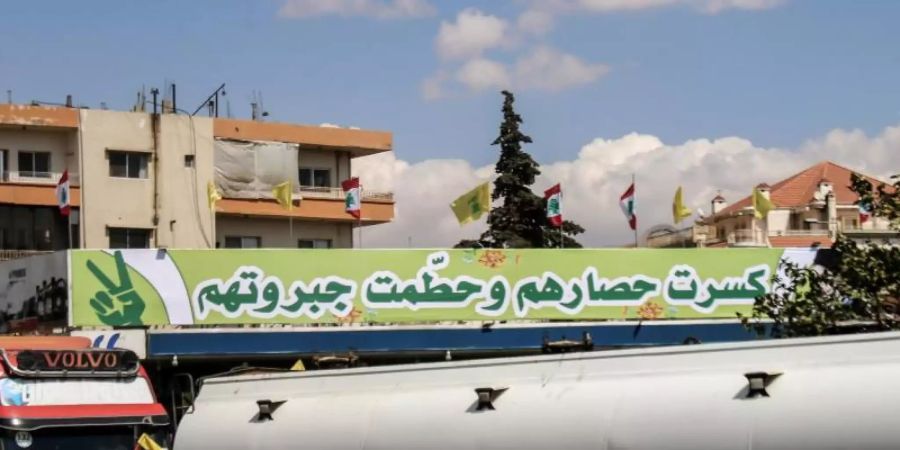 Zuletzt hatte Libanon unter anderem Öllieferungen aus dem Iran bekommen - dennoch ist Treibstoff seit Wochen knapp. Foto: Stringer/dpa