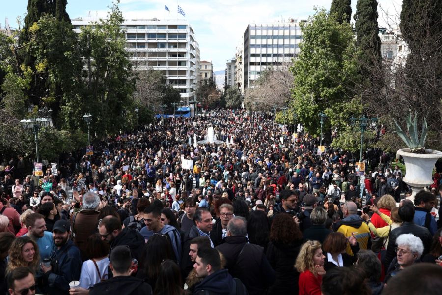 Demonstration zugunglück griechenland