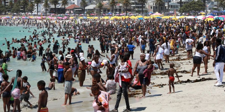Vermisst im Urlaub: Kapstadt mit seinen Stränden und Sehenswürdigkeiten ist ein beliebtes Reiseziel in Südafrika. (Symbolbild)