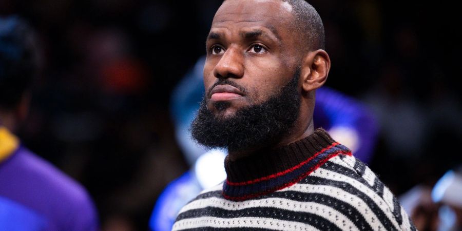 Die Los Angeles Lakers müssen vorerst ohne Superstar LeBron James auskommen.