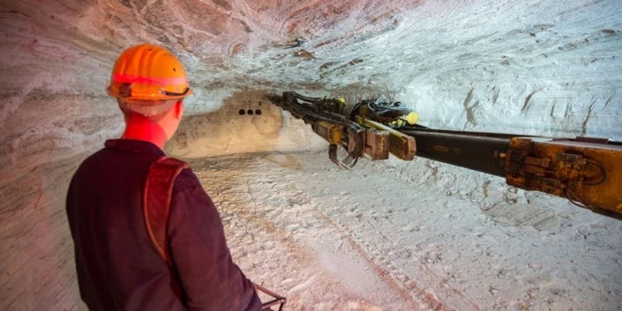 Blick in ein Salzbergwerk