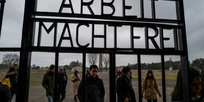 «Euthanasie»-Ermordete noch nicht als NS-Opfer anerkannt «Euthanasie»-Ermordete noch nicht als NS-Opfer anerkannt