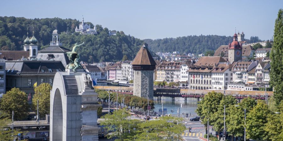 Steuern Innenschweizer Kanton