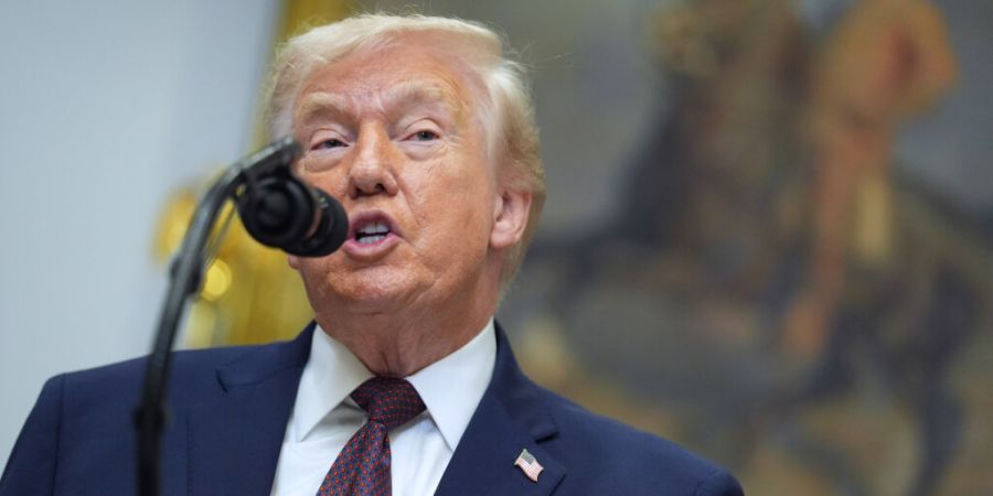 US-Präsident Donald Trump spricht während einer Veranstaltung im Roosevelt Room des Weißen Hauses. Foto: Evan Vucci/AP/dpa