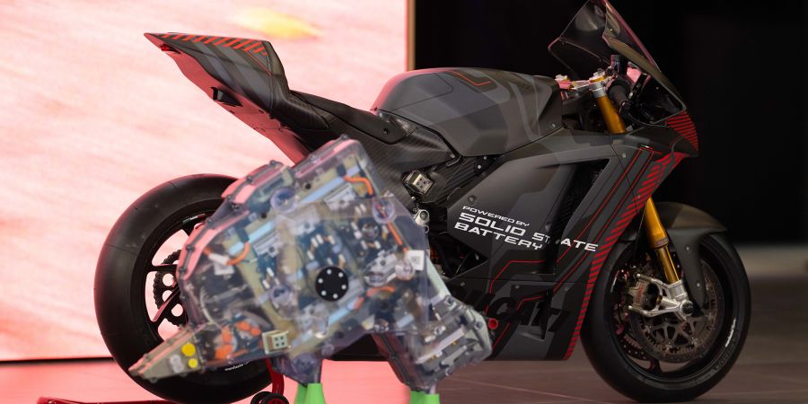Ducati V21L