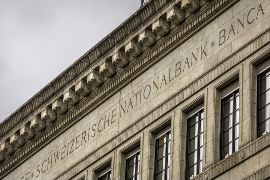 Die Schweizerische Nationalbank belässt den Leitzins weiterhin bei null Prozent.