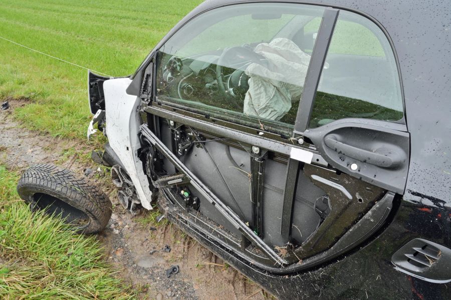 Die Lenker verletzten sich beim Unfall.