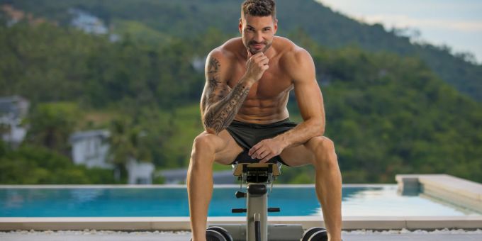 Vom Opfer zum Macher - So tickt der neue Bachelor Dennis Marbacher