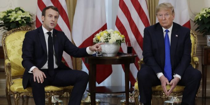 Macron gratuliert Trump zum Wahlsieg – und sorgt damit für Lacher. emmanuel macron donald trump