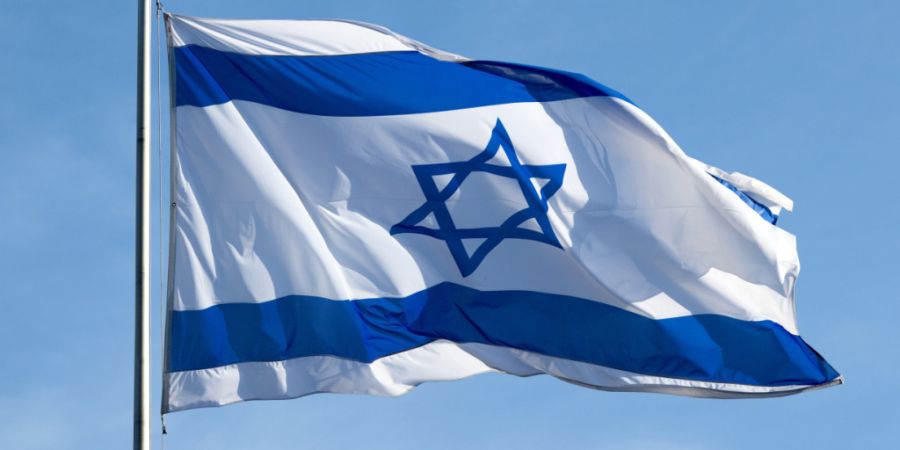Ein Facebook-User, der eine Israelflagge mit einem Hakenkreuz postete, hat gemäss Urteil des Basler Appellationsgerichts nicht gegen das Strafrecht verstossen. (Symbolbild)