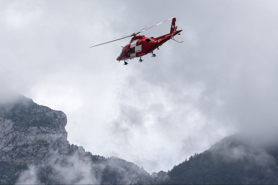 Die Rega liegt aktuell mit der Air-Glaciers im Clinch.