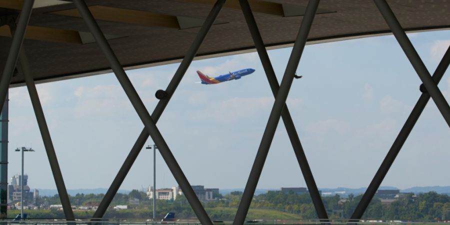 Nach dem Tod von Dolly Parton soll der Flughafen in Nashville in Tennessee nach der Country-Ikone benannt werden. (Archivbild)