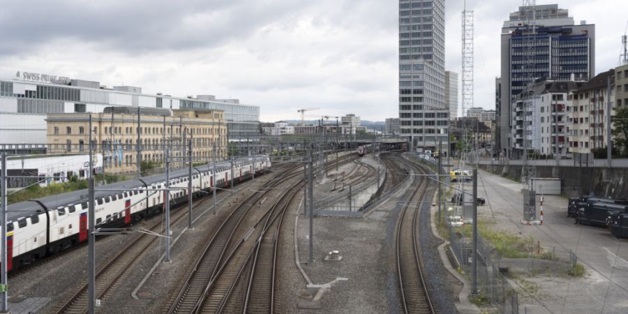 Mobimo hat unter anderem ein Wohnbauprojekt beim Bahnhof Oerlikon. (Archivaufnahme)