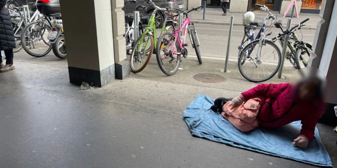 Obdachlose Frau Zürich