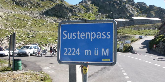 Sustenpass