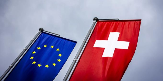 Das Initiativkomitee der Europa-Initiative stellt die Unterschriftensammlung ein (Symbolbild) Europa EU Schweiz