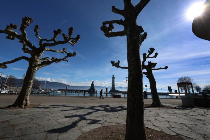 Der Pegel vom Bodensee ist aktuell gefährlich niedrig. Bodensee