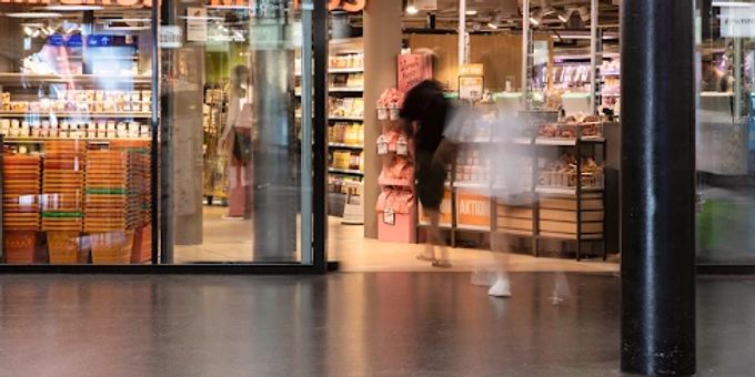 Eine Kundin hat in dieser Filiale der Migros beobachtet, wie ein Teenie aus dem Geschäft rannte und zurückgepfiffen wurde. Migros