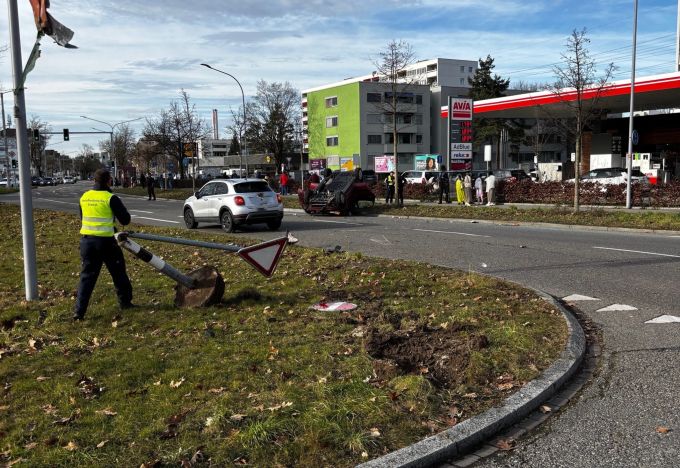 An dem Unfall waren auch Kinder beteiligt, die jedoch unverletzt blieben. Unfall