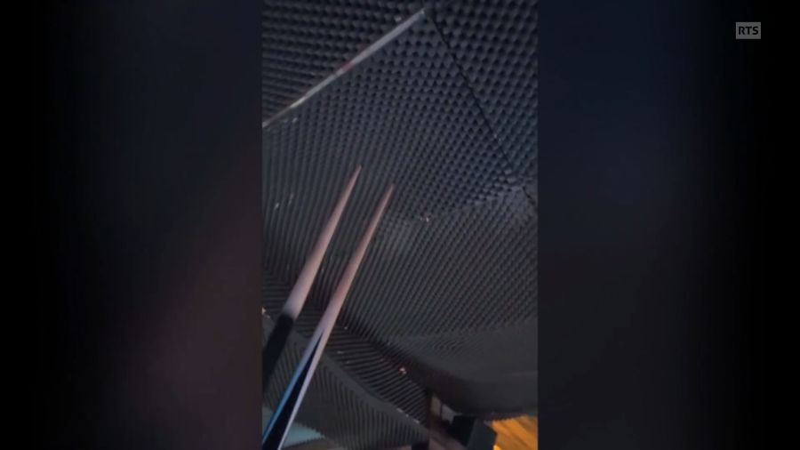 Wie einer Sprachnachricht von Jacques Moretti an Gaëtan zu entnehmen ist, gab sich der Wirt damit mehrheitlich zufrieden.