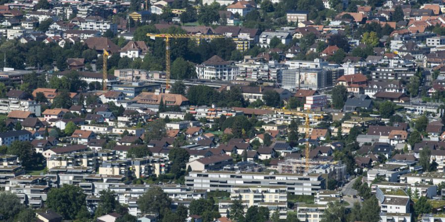 Die Gemeinde Münsingen braucht mehr Platz für ihre Schulkinder. Insbesondere fehlen in den Schulanlagen genügend Gruppen- und Multifunktionsräume. (Archivbild)