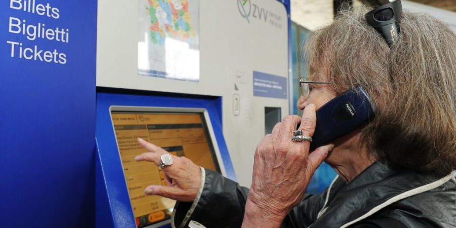 Die ZVV-Tickets sollen teurer werden - im Schnitt um 2,7 Prozent.