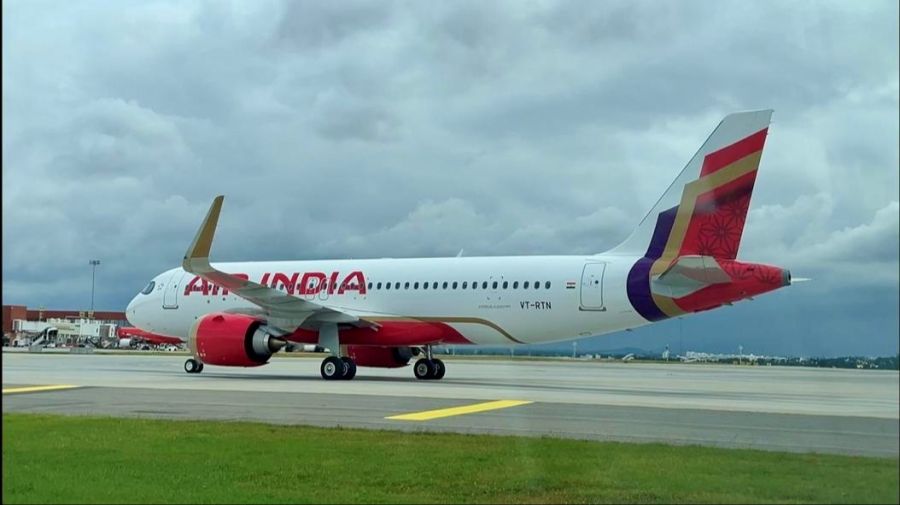 Ab dem 1. Mai müssen Flugbegleiter einen Body-Mass-Index (BMI) zwischen 18,5 und 24,9 haben.