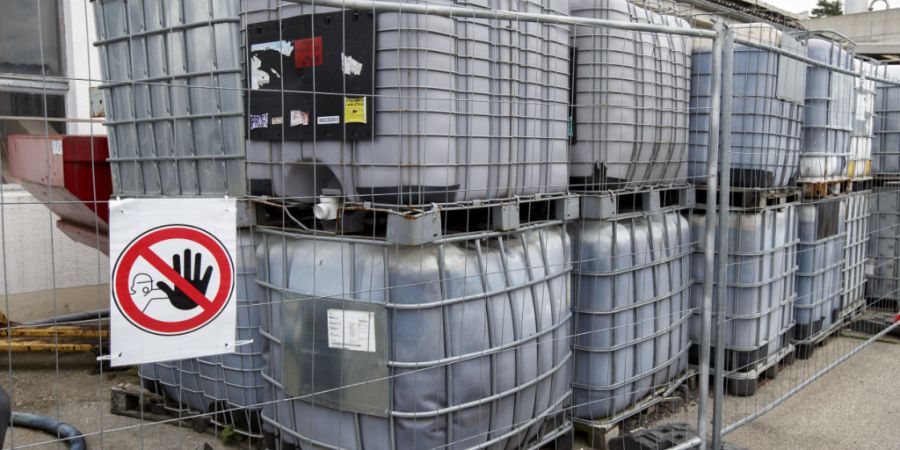 Basler Chemiebetriebe beurteilten im Jahr 2025 die Risiken durch Gefahrenstoffe gut. Bei Kontrollen zur Störfallverordnung gab es jedoch Beanstandungen. (Symbolbild)