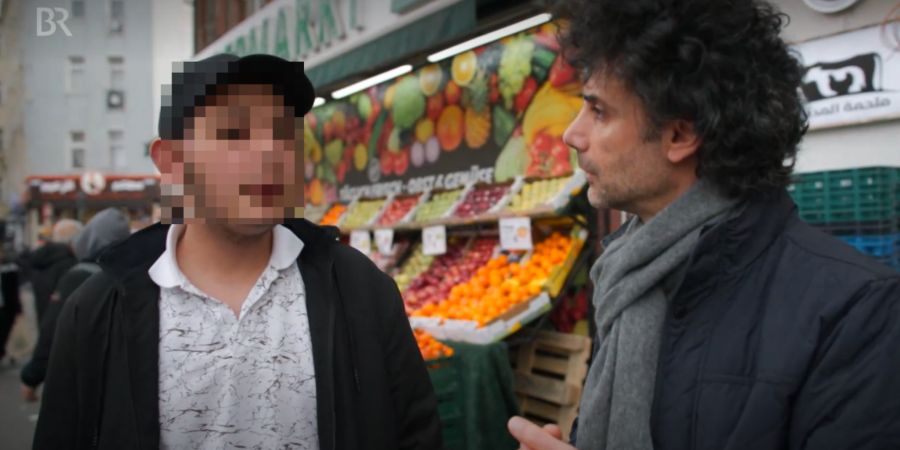 Ein junger Muslim sagt: «Ich folge meiner Scharia, dem Koran. Deutschland interessiert mich da nicht. Nur meine Religion.»