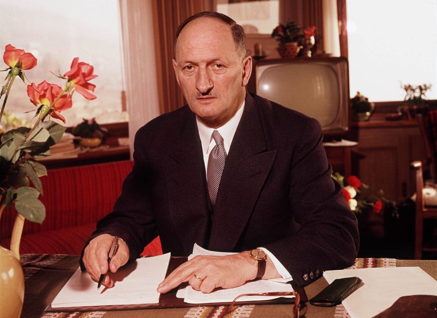 Dank ihm konnte Karl Odermatt zur Nati reisen: Bundesrat Paul Chaudet, Vorsteher des EMD (heute VBS).