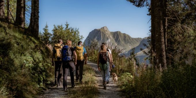 Der Gantrisch Panoramaweg ist dank seiner Aussicht und schönen Picknickstellen sehr beliebt und dank des Engagements der Panoramafüchse und Gemeinden stets gut erhalten. gantrisch panoramaweg