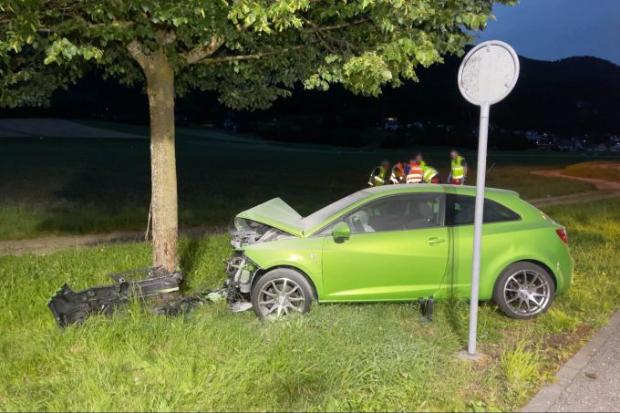 Die verletzten Personen wurden ins Spital gebracht. verletzt