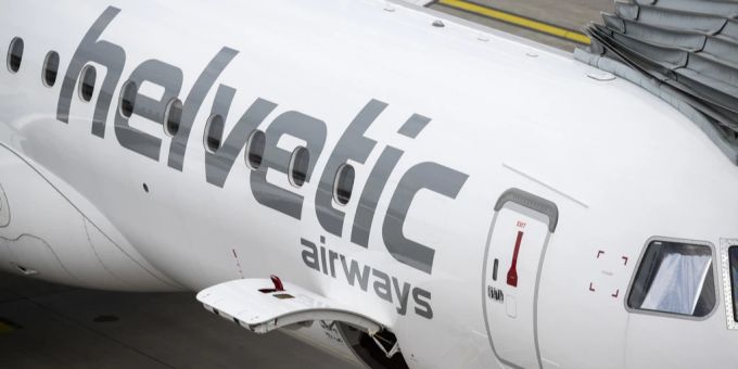 Ein Flugzeug der Helvetic Airways. (Archivbild) embraer