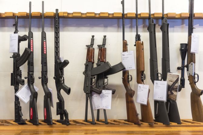 Waffen Waffengeschäft Gewehr Pistole