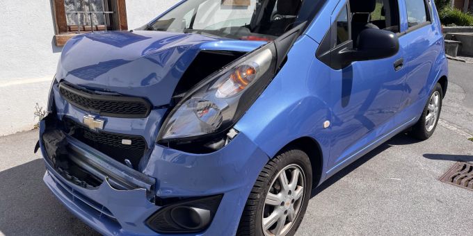 In Balgach hat sich eine Auffahrkollision zwischen zwei Autos ereignet. Auffahrkollision in Balgach