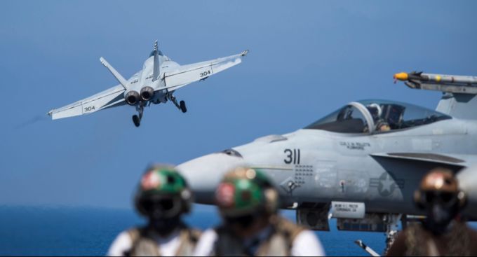 So sollte ein Kampfjet eigentlich den Flugzeugträger verlassen. Typ F/A-18E