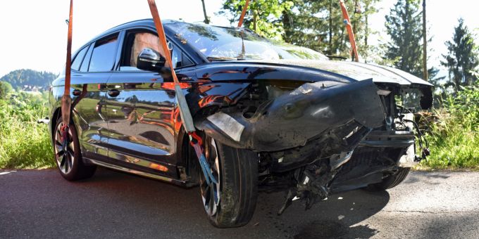In Menznau ist ein alkoholisierter Autofahrer verunfallt. Selbstunfall un Menznau