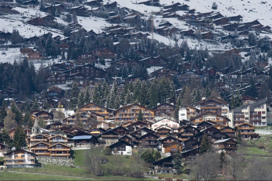 Dahinter liegen Verbier VS ...