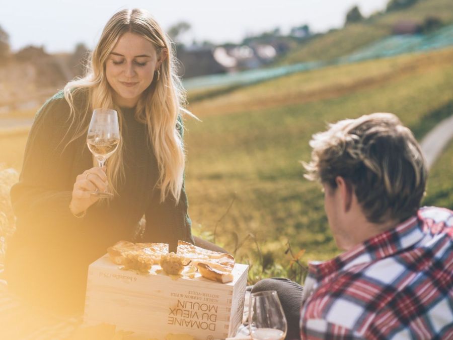 In Sugiez laden Weinberge und gemütliche Degustationen zu einem unvergesslichen Erlebnis ein.