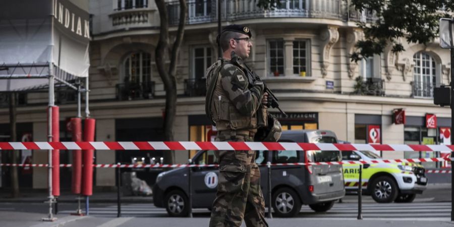 Paris Autounfall