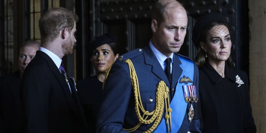 Prinz William und Kate hielten die Krebsdiagnose vor Harry und Meghan geheim.