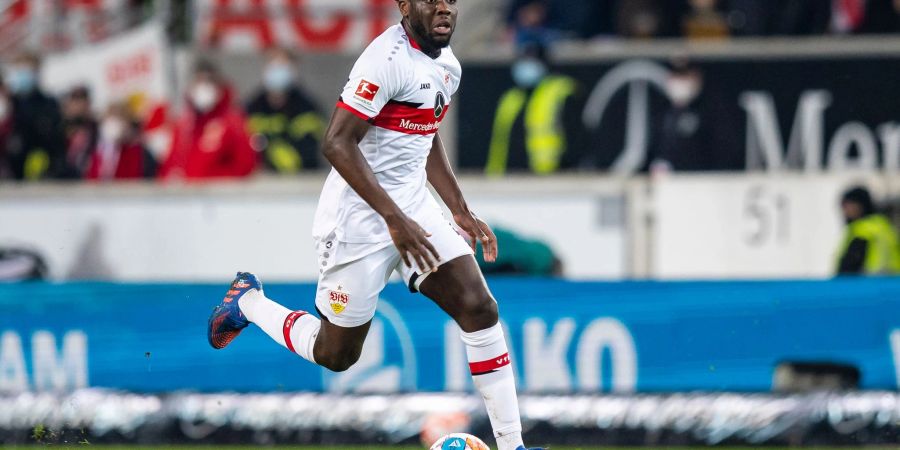 Soll vor dem Wechsel zu Nottingham Forest stehen: Orel Mangala vom VfB Stuttgart in Aktion.