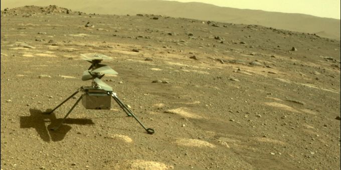 Der Hubschrauber «Ingenuity» der US-Raumfahrtbehörde Nasa zu sehen auf dem Mars, aufgenommen von der hinteren Kamera des Rovers «Perseverance». Der Hubschrauber «Ingenuity» der US-Raumfahrtbehörde Nasa zu sehen auf dem Mars, aufgenommen von der hinteren Kamera des Rovers «Perseverance».