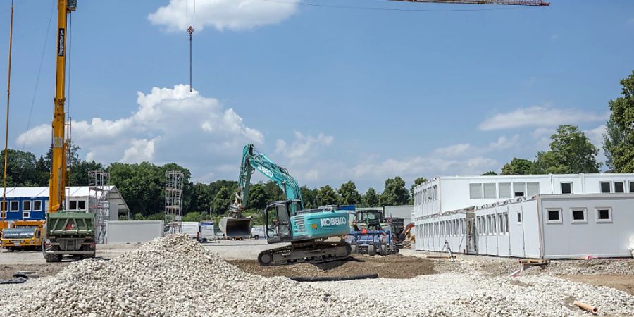 flüchtlinge containerdorf