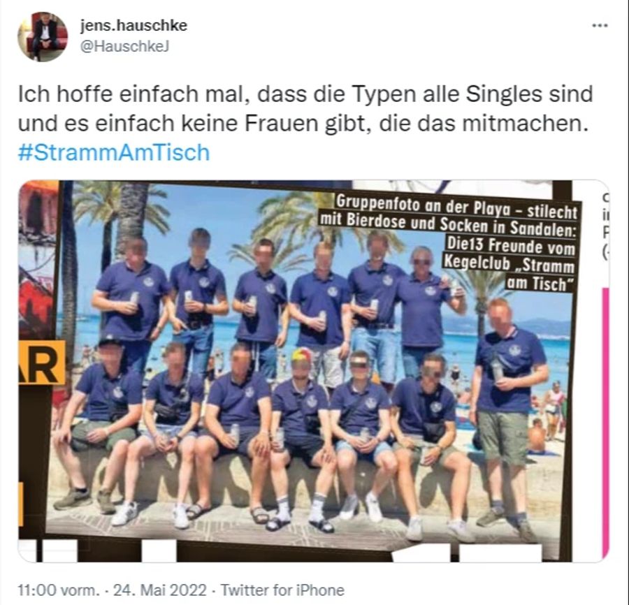 Ein Gruppenfoto der Freunde vom Kegelclub «Stramm am Tisch».